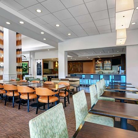 Hilton Garden Inn Hamilton Бордентаун Экстерьер фото