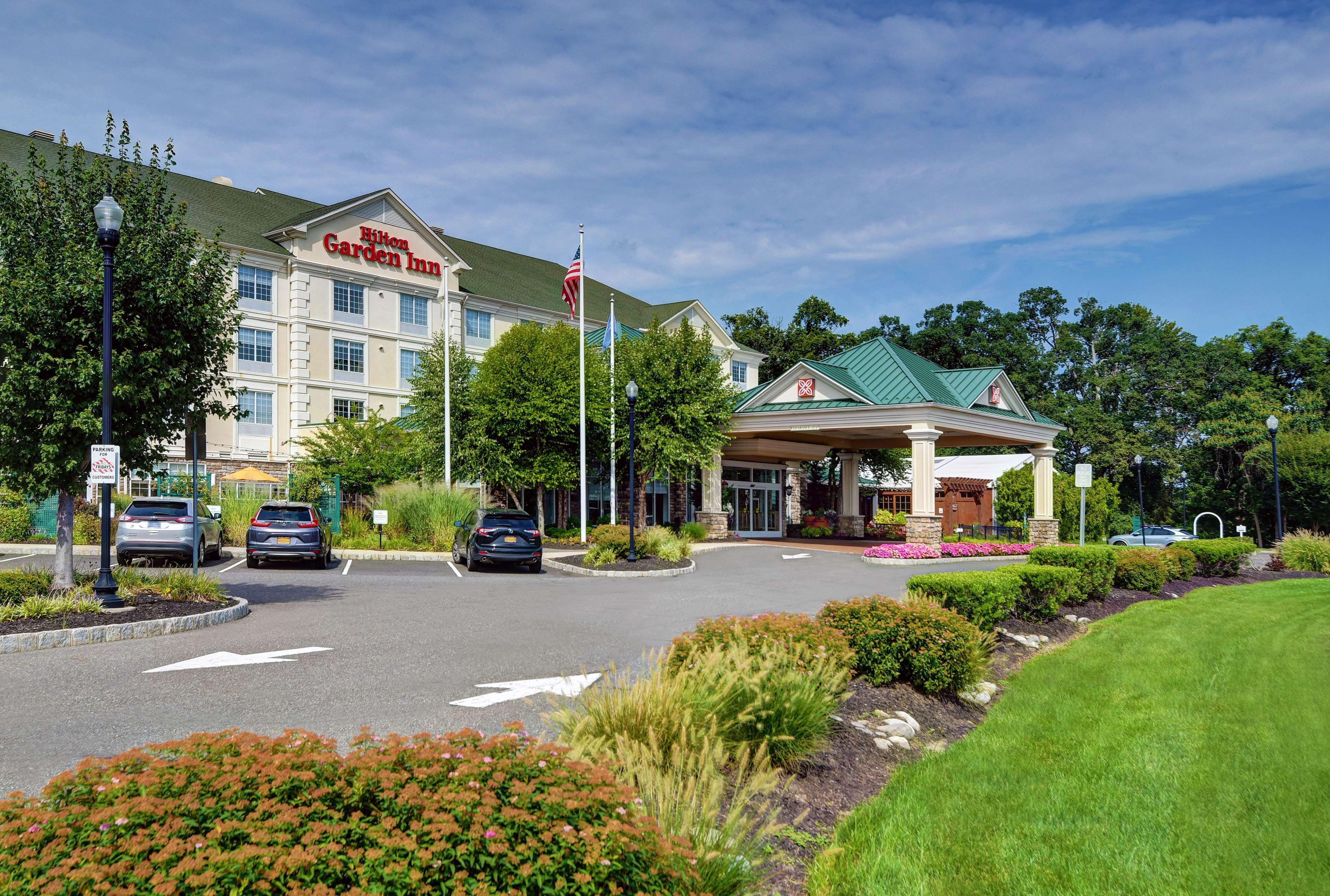 Hilton Garden Inn Hamilton Бордентаун Экстерьер фото