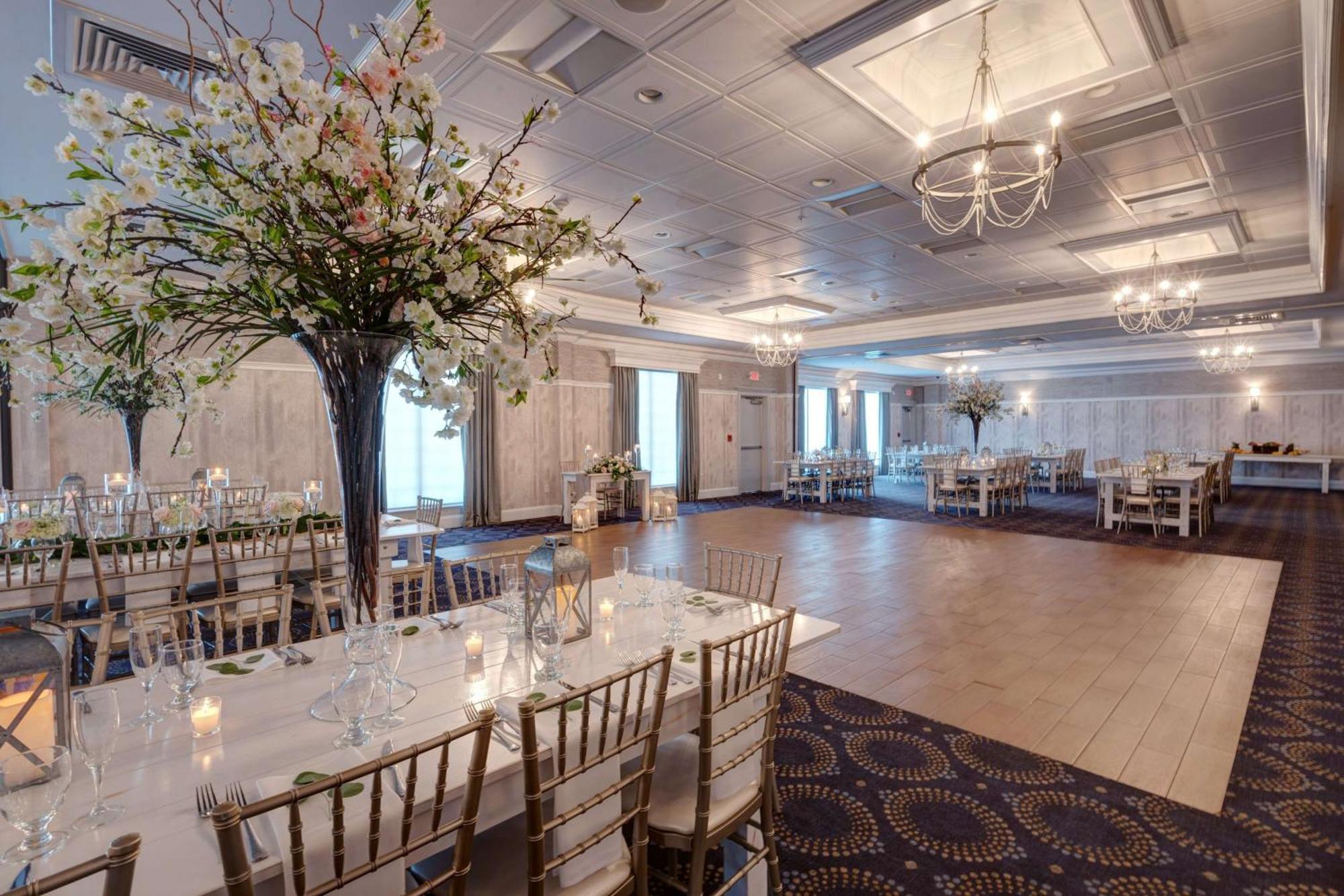 Hilton Garden Inn Hamilton Бордентаун Экстерьер фото